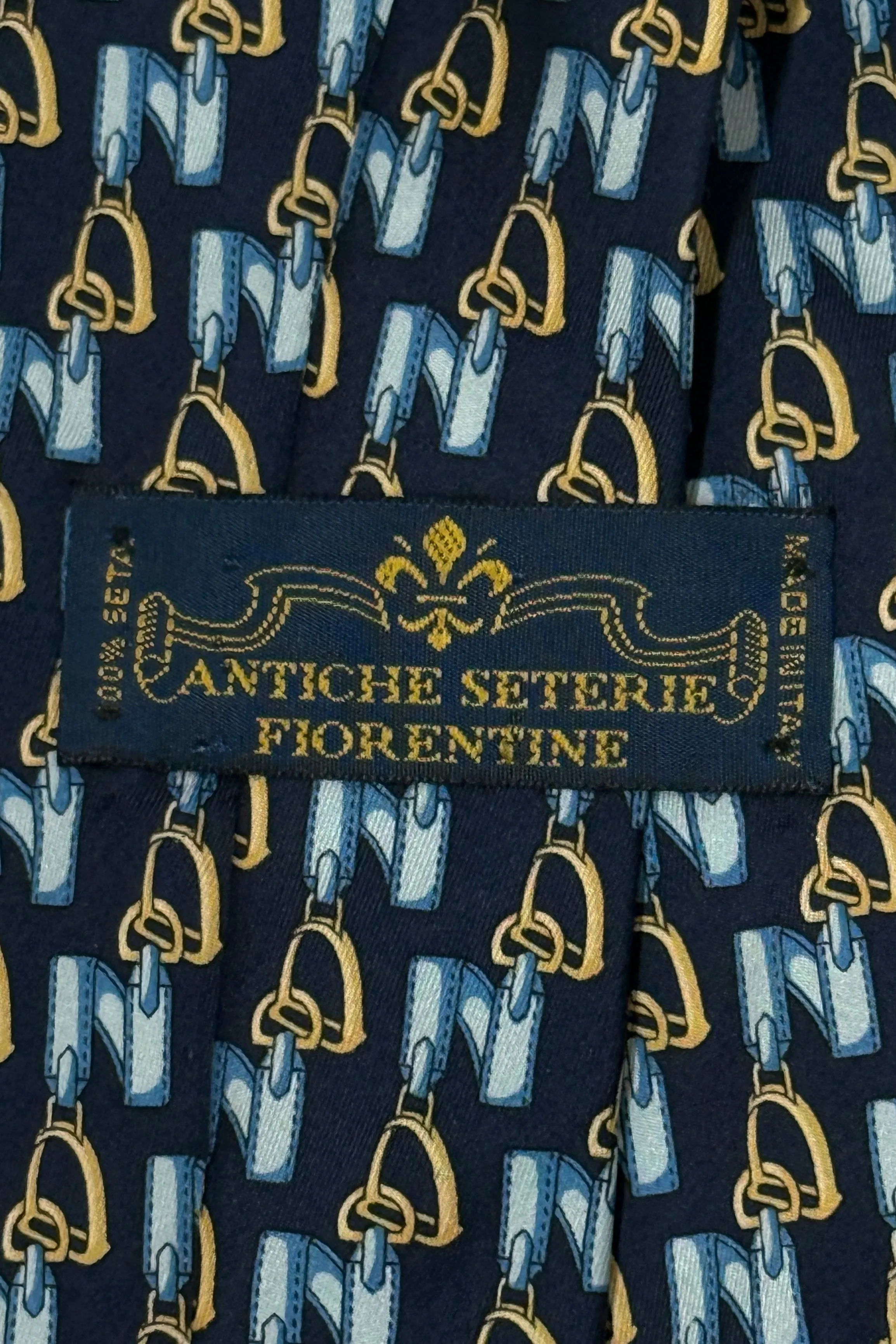 1970’S ANTICHE SETERIE FLORENCE MADE IN ITALY 100% SILK EQUESTRIAN HANDMADE TIE