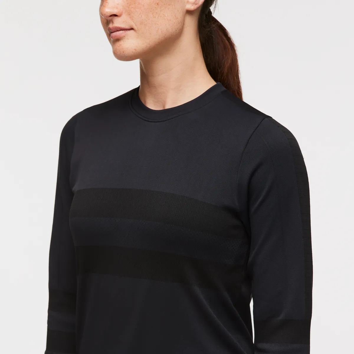 Debajo Seamless Baselayer Crew - Women's