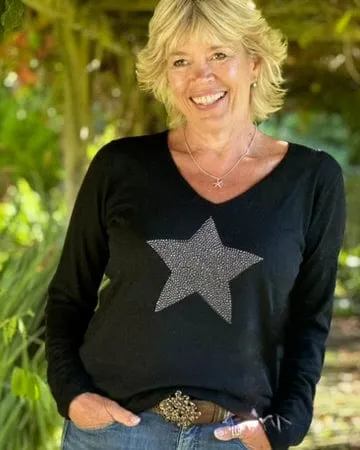 Fine Knit Star Jumper - Black