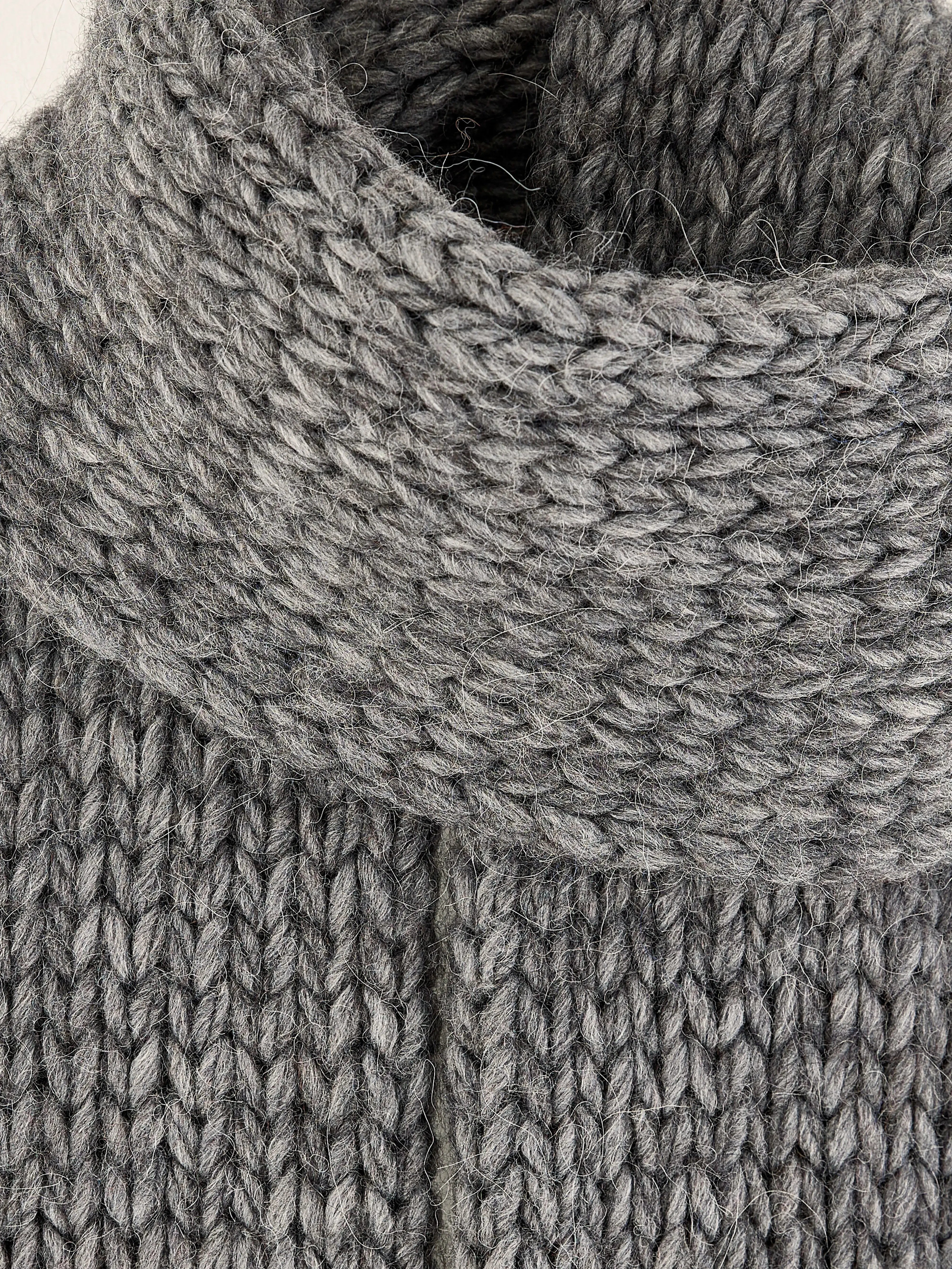 Kou knitted scarf (242 / W / MID GREY)