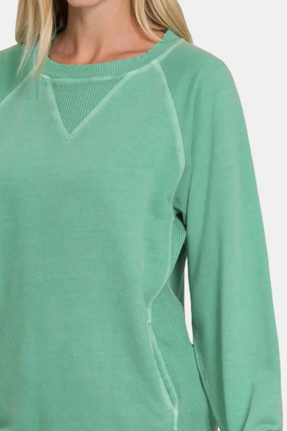 Pocketed Round Neck Long Sleeve Sweatshirt