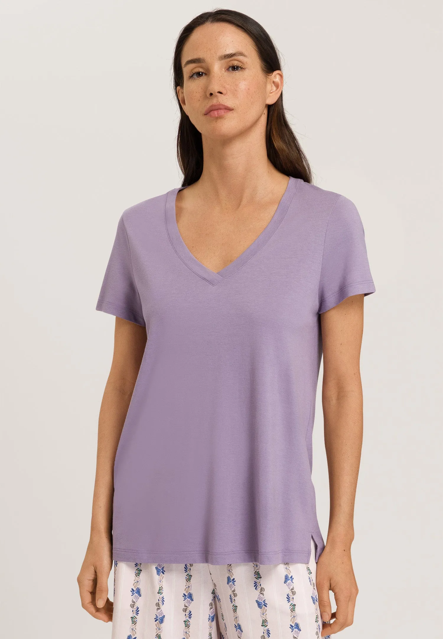 Sleep And Lounge V-Neck T-Shirt | Daybreak 77876-1498