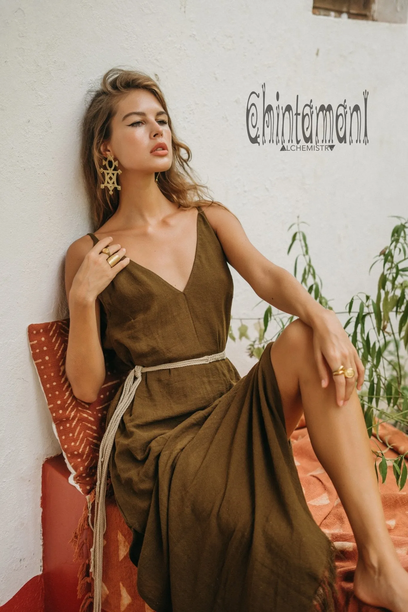 V-neck Maxi Dress / Brown